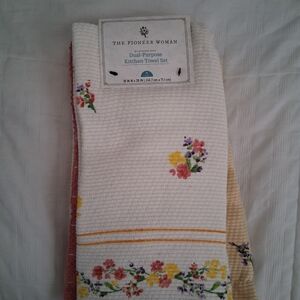 The Pioneer Woman Floral Kitchen Towels - White, Yellow, Red